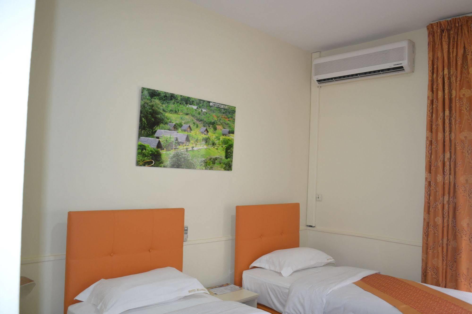 Hotel Mansel Yaoundé Екстериор снимка